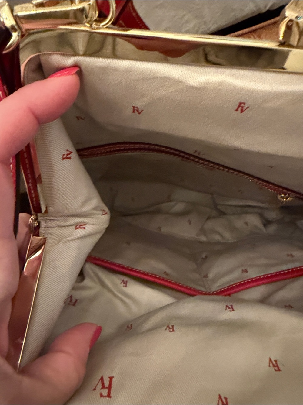 Frances Valentine Red Structured Frame-Top Shoulder Bag - Picture 4 of 5